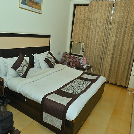 Goyal Plaza Hotel 5 Mint. Waling Distance From Pushkar Lake Exterior foto